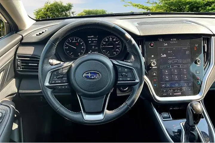 $21395 : Subaru Outback 2023 AWD Prem image 5