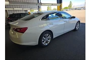 $16995 : Chevrolet Malibu 2023 LT 4dr thumbnail