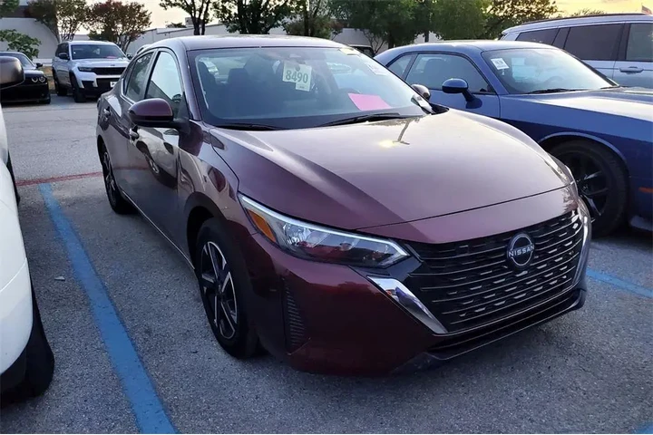 $21595 : Nissan Sentra 2025 SV 4dr Se image 1