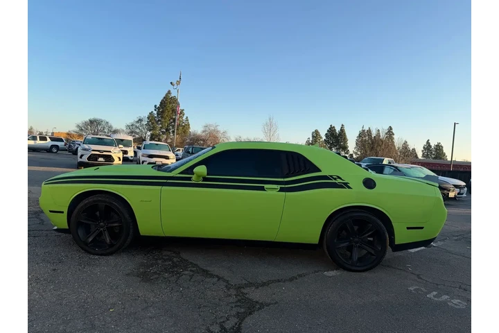 $18000 : Dodge Challenger 2015 R/T 2d image 2