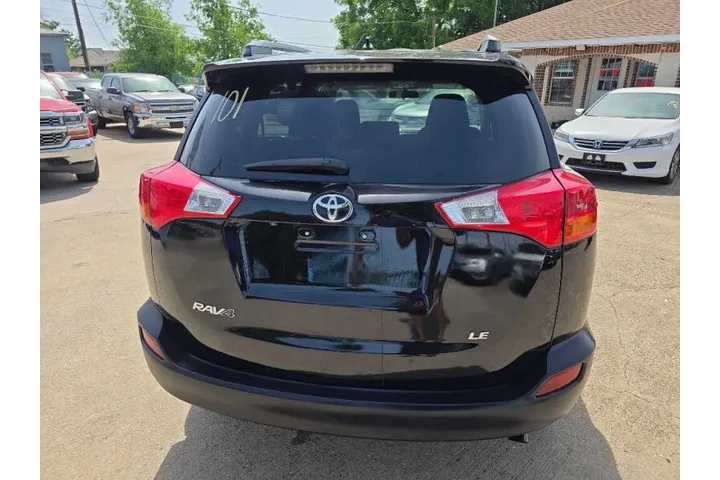 $9800 : 2014 RAV4 LE image 7