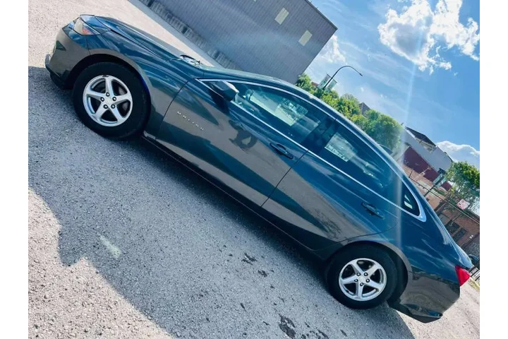 $7999 : 2018 Malibu LS image 4