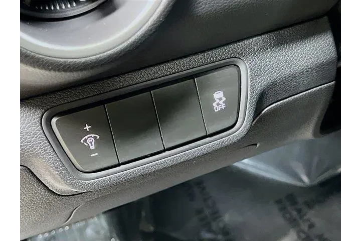 $17979 : Kia Forte 2023 LXS 4dr Sedan image 10