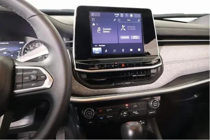 $22614 : Jeep Compass 2025 4x4 Latitu image 5