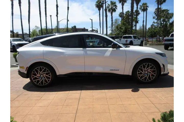 $33500 : Ford Mustang Mach-E 2022 AWD image 5