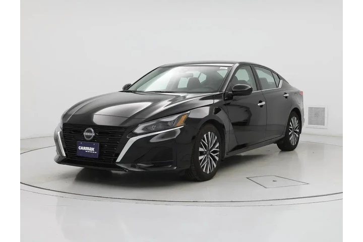$24998 : Nissan Altima 2023 2.5 SV 4d image 4