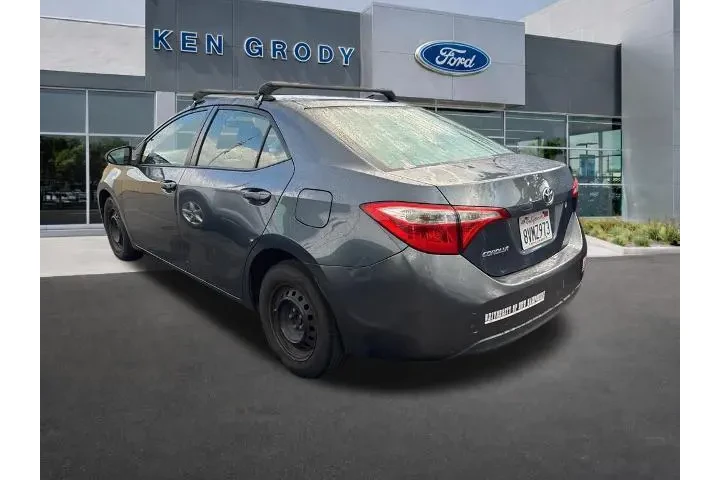 $13458 : Toyota Corolla 2015 S 4dr Se image 5