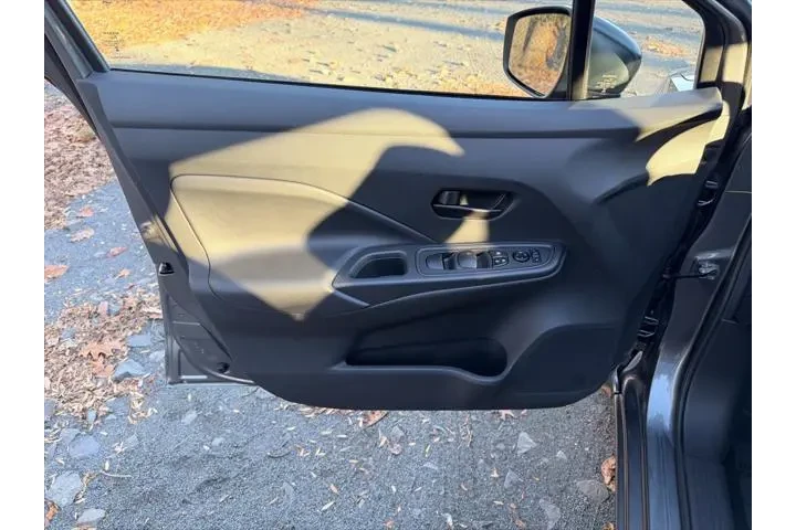 $15999 : Nissan Versa 2024 S 4dr Seda image 10