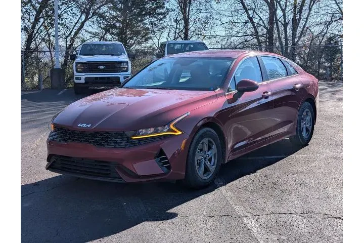 $21500 : Kia K5 2024 LXS 4dr Sedan image 3