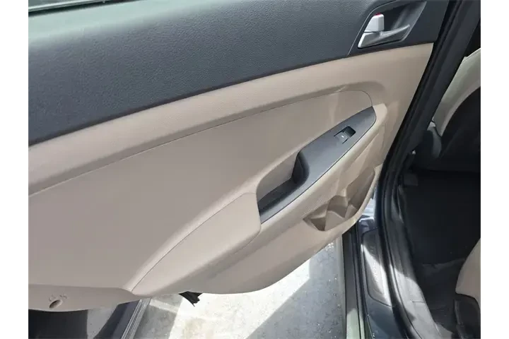 Hyundai TUCSON 2020 AWD SE 4 image 10