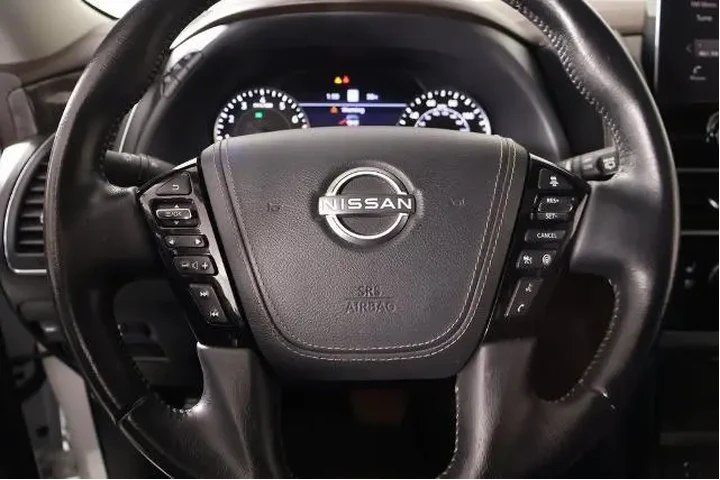 $37208 : Nissan Armada 2023 4x2 Plati image 3