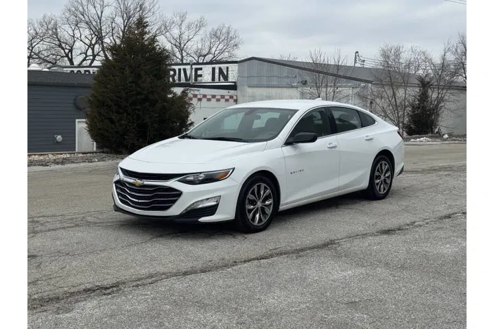 $14399 : 2022 Malibu LT image 1