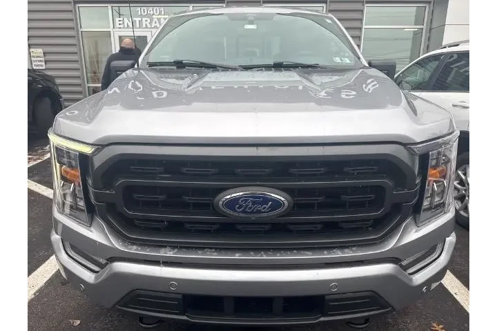 $34494 : Ford F-150 2021 4x4 XLT 4dr image 2