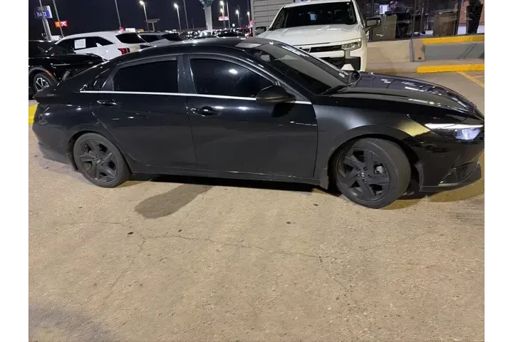 $18980 : Hyundai ELANTRA 2023 SEL 4dr image 3