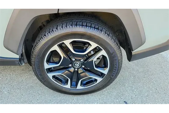 $26910 : Toyota RAV4 2019 AWD Adventu image 9