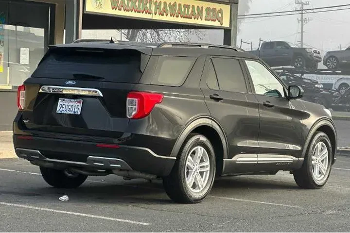 $26966 : Ford Explorer 2022 XLT 4dr S image 3
