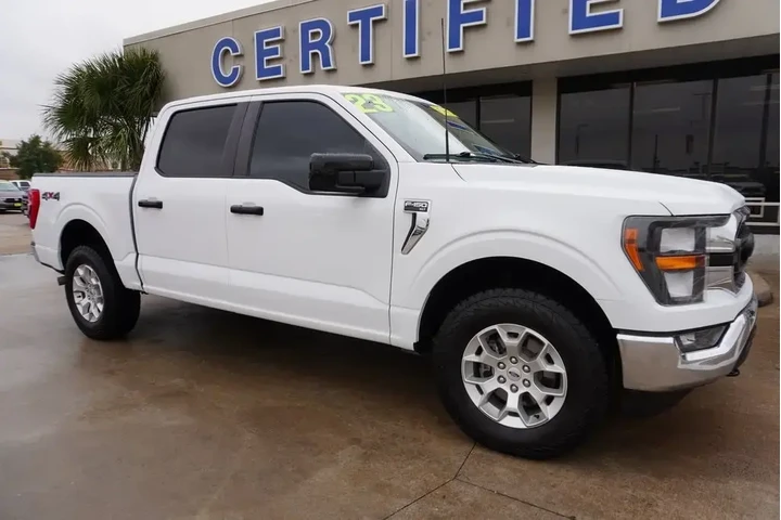 $38988 : Ford F-150 2023 4x4 XLT 4dr image 1