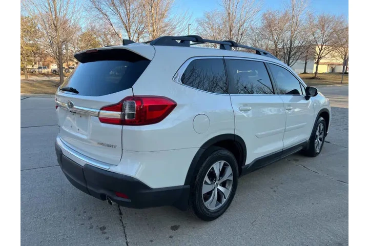 $15997 : 2020 Ascent Premium 8-Passeng image 6