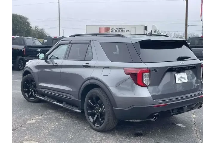$32990 : Ford Explorer 2023 ST-Line 4 image 5