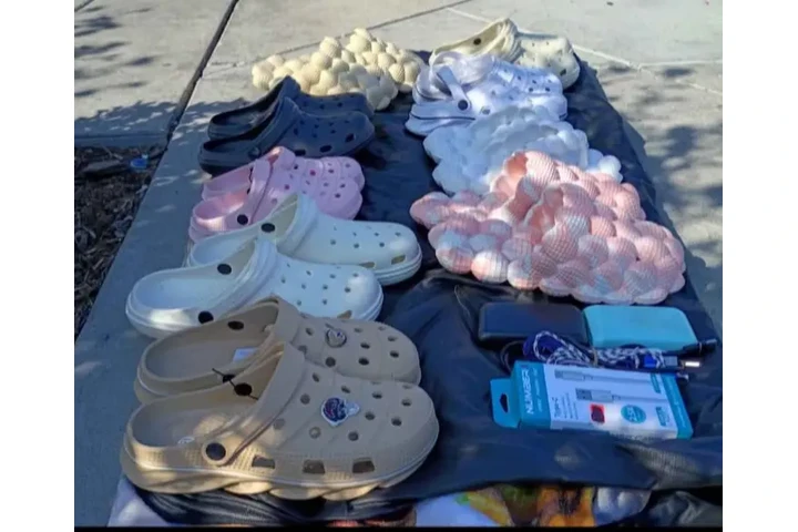 $150 : CROCS image 1