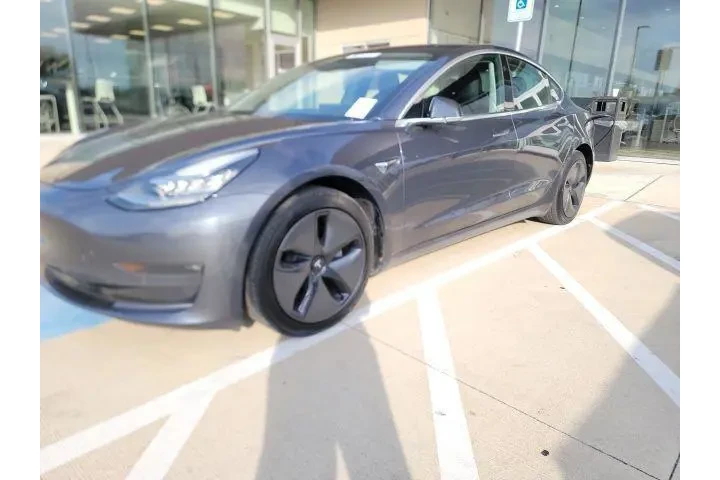 $23813 : Tesla Model 3 2018 AWD Long image 1