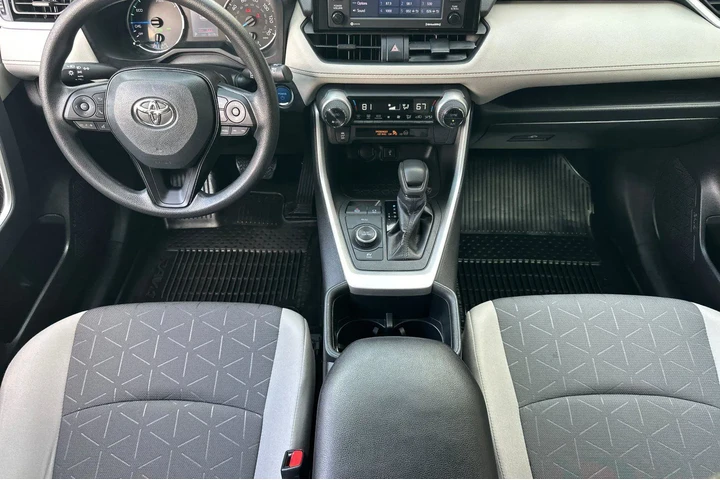$33900 : Toyota RAV4 Hybrid 2022 AWD image 6