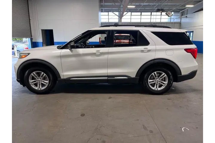 $22480 : Ford Explorer 2020 XLT 4dr S image 6