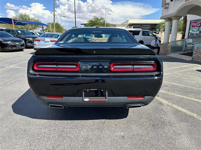 $28995 : Pre-Owned 2022 Challenger GT image 7