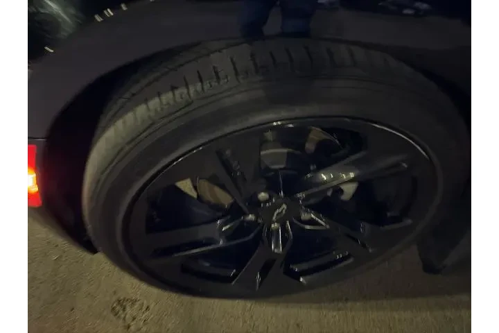 $20081 : Chevrolet Camaro 2022 LT 2dr image 2