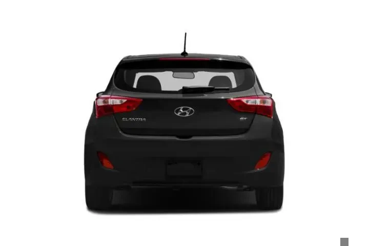 $8166 : Hyundai ELANTRA GT 2015 4dr image 5