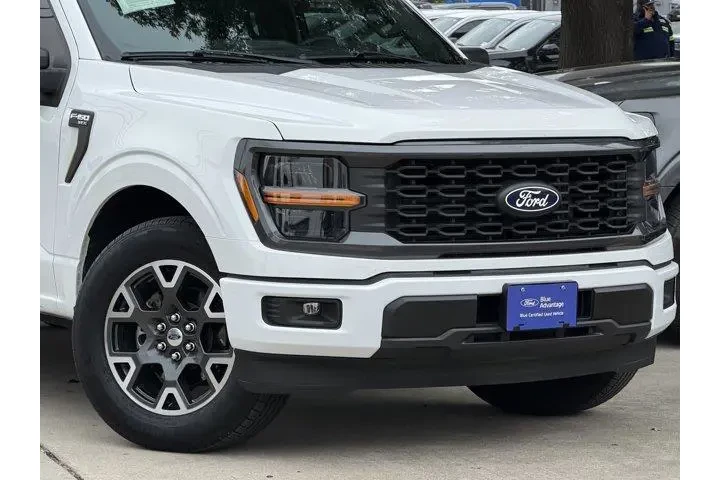$37071 : Ford F-150 2024 4x2 STX 4dr image 2