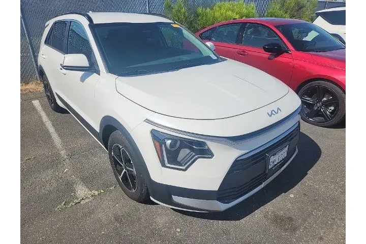 $27491 : Kia Niro 2024 EX 4dr Crossov image 1