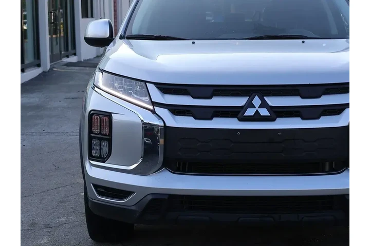 $12999 : Mitsubishi Outlander Sport 2 image 10