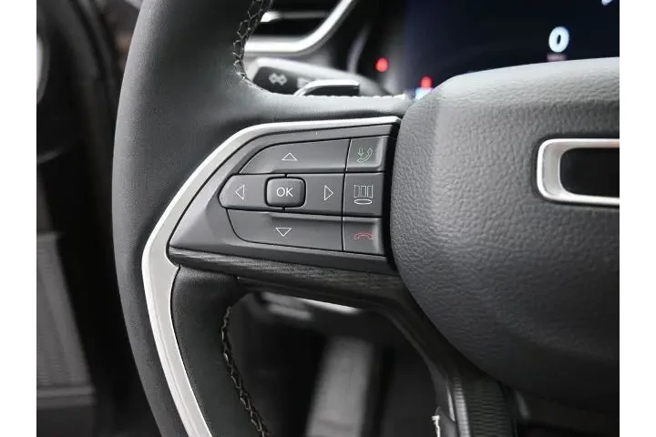 $30491 : Jeep Grand Cherokee 2024 4x4 image 6