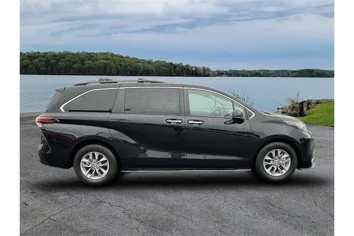$34900 : Toyota Sienna 2022 XLE 8-Pas image 8
