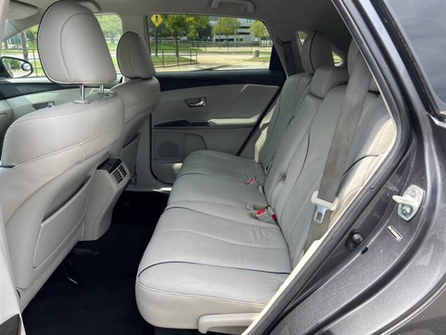 $12500 : 2013 Venza XLE image 10