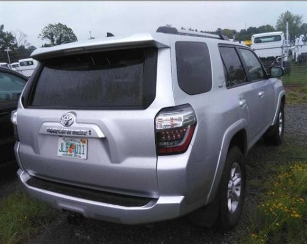 $33990 : PRE-OWNED 2023 TOYOTA 4RUNNER image 7