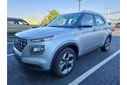 $18457 : Hyundai VENUE 2023 SEL 4dr C thumbnail