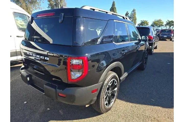 $30495 : Ford Bronco Sport 2025 AWD O image 4