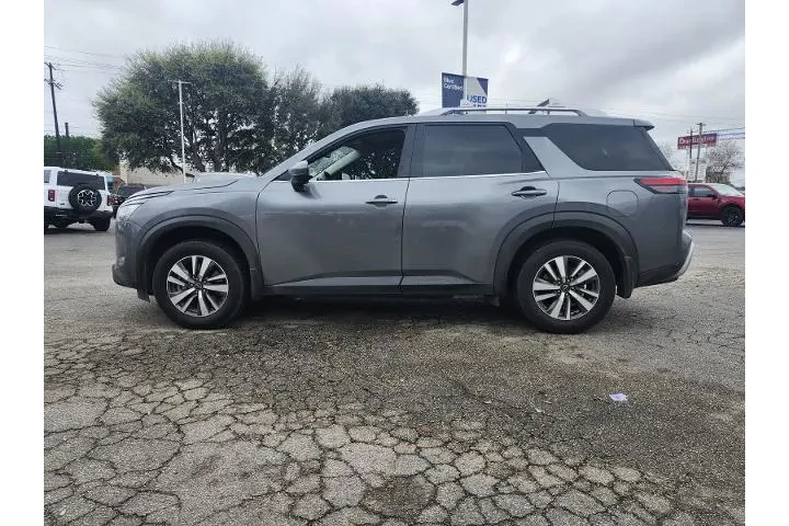 $33498 : Nissan Pathfinder 2024 SL 4d image 4