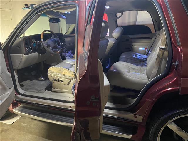 $5000 : Cadillac Escalade image 6