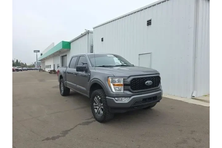 $31900 : Ford F-150 2021 4x4 XL 4dr S image 1