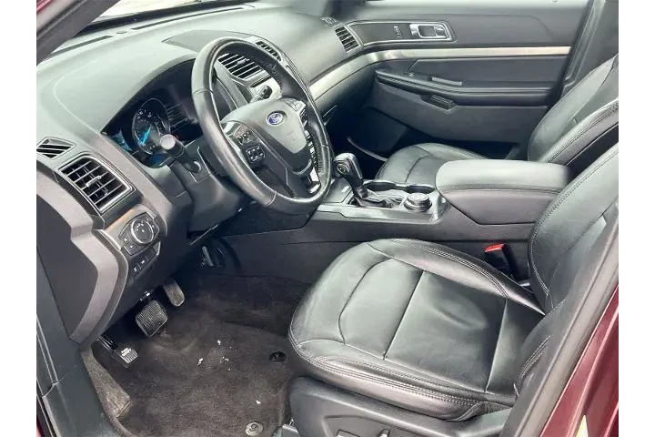 $15995 : Ford Explorer 2018 AWD XLT 4 image 10
