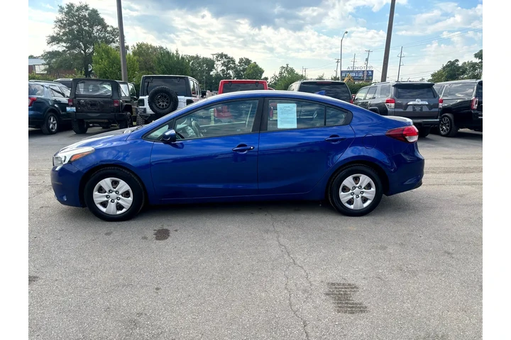 $8980 : 2017 Forte LX Auto image 5