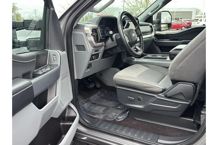 $35998 : 2021 F-150 XLT image 2