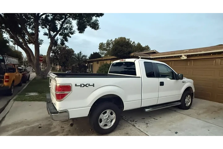 $11000 : Pick up truck FORD F-150 image 3
