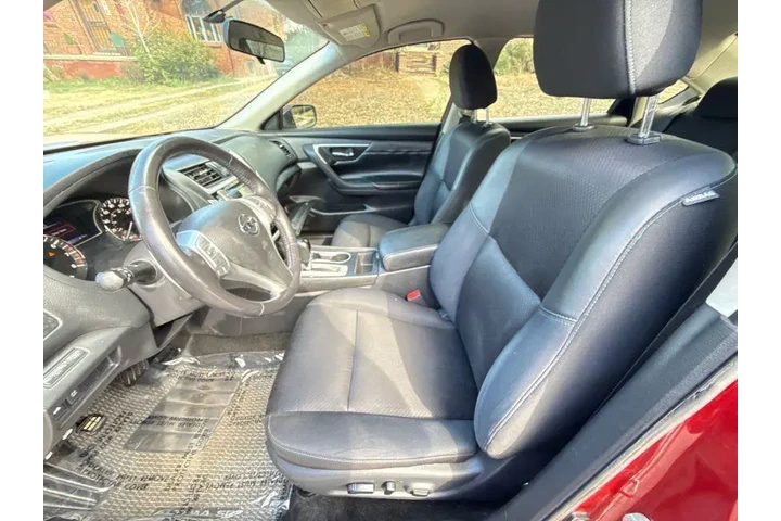 $9495 : 2018 Altima 2.5 SR image 7