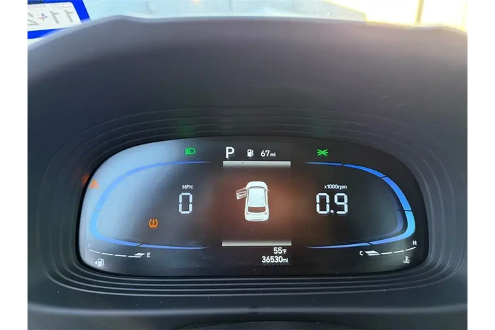 $21500 : Hyundai VENUE 2025 SEL 4dr C image 5