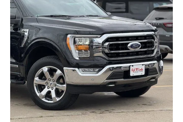 $32985 : Ford F-150 2021 4x4 XLT 4dr image 2