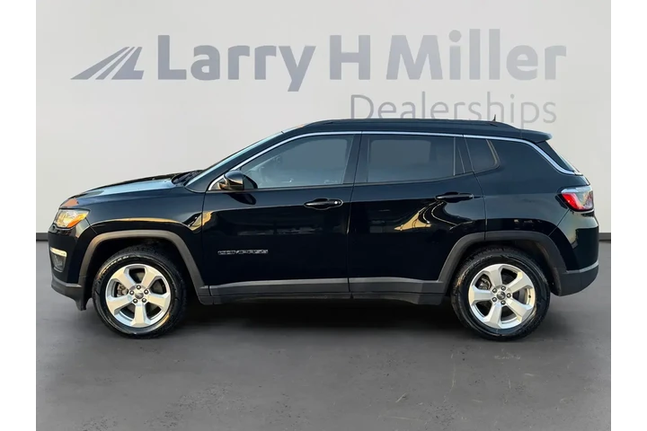 $16133 : Jeep Compass 2021 Latitude 4 image 2